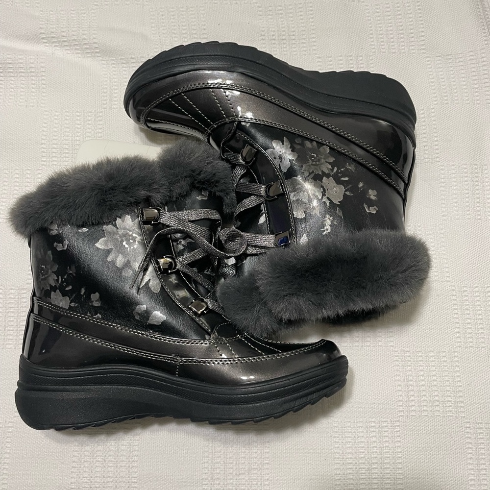 Anne Klein Womens Gayla Round Toe Mid-Calf Cold Weather Boots, Black/Grey, 6.5M